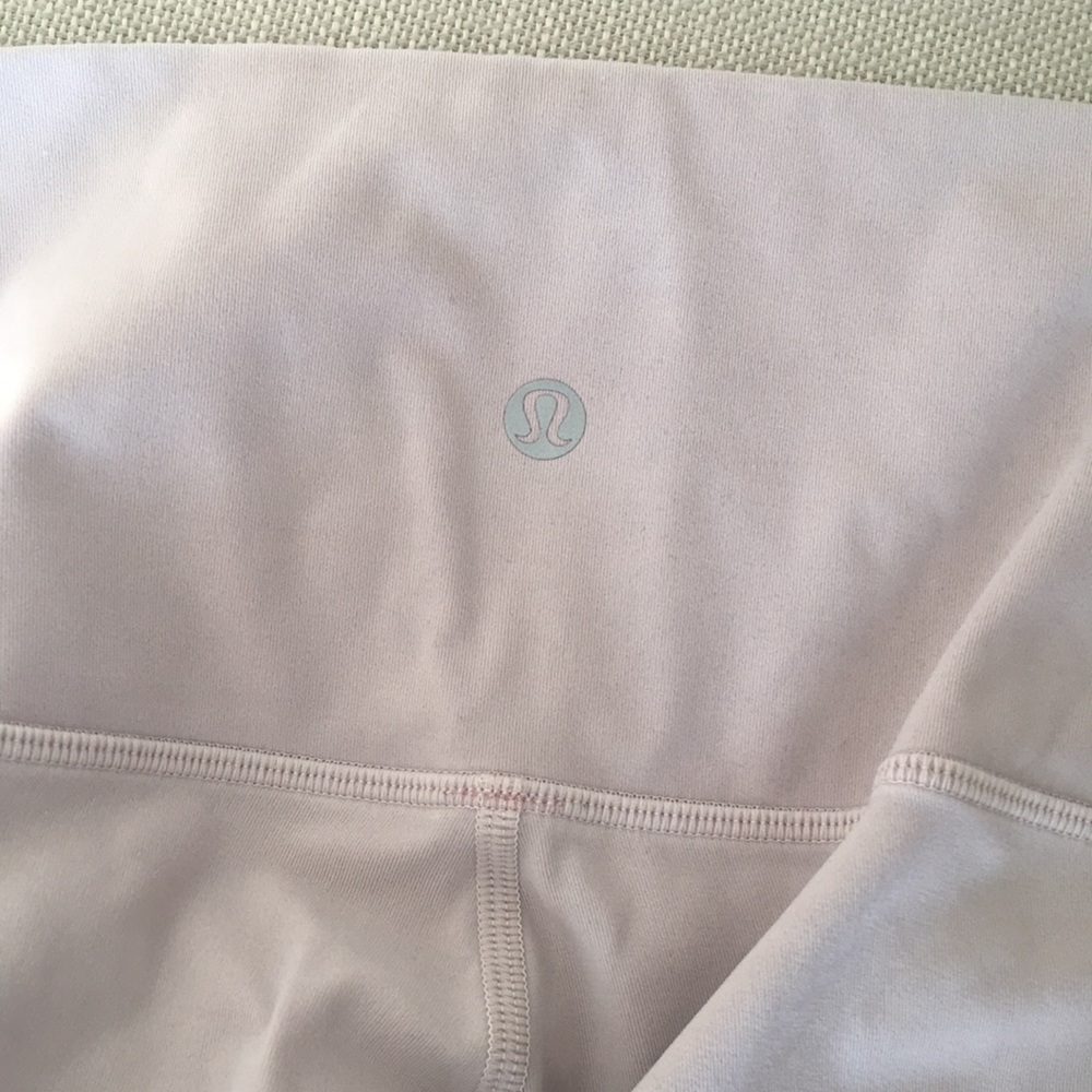 Lululemon x Soulcycle Athletics Women’s Skull Leggings